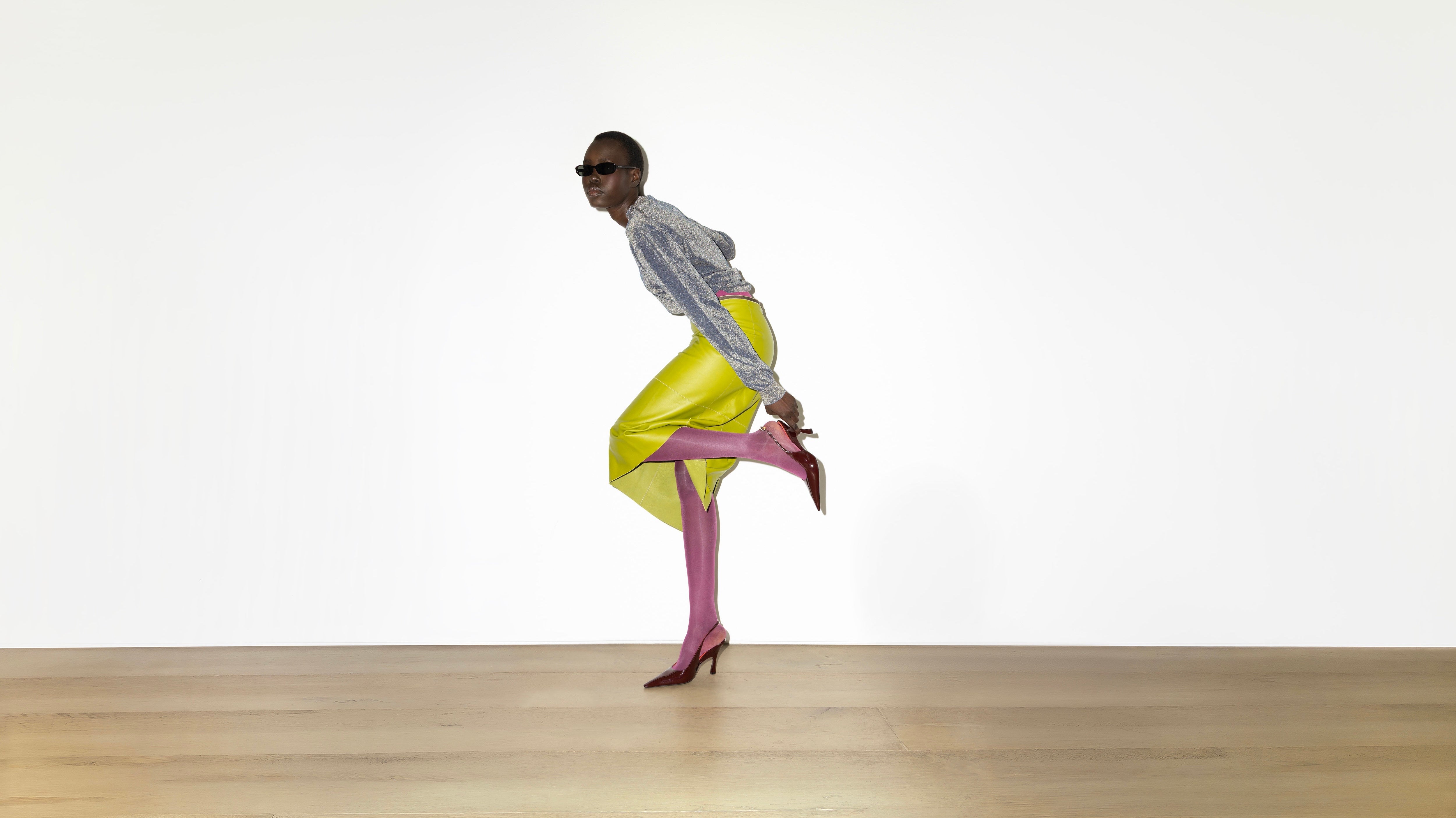 40 denier tights: the everyday weight between sheer and opaque