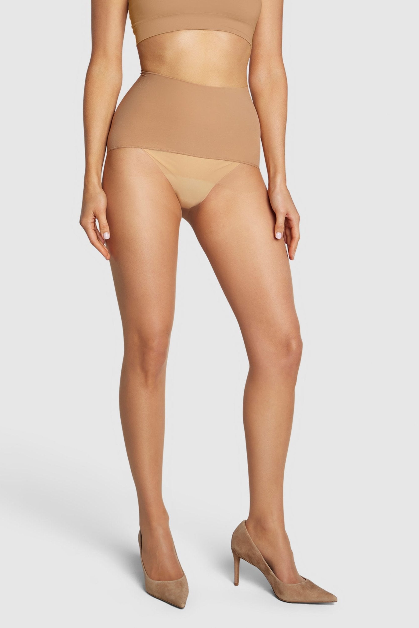 Gossamer-light 8-denier sheer tights with reinforced panty.