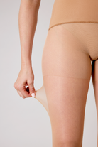 ladder-resistant sheer tights with contour waistband